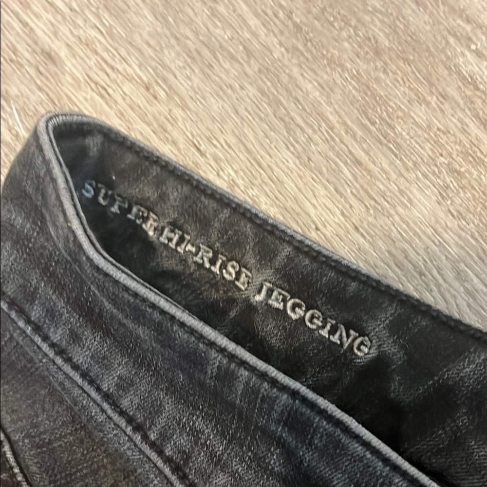 American Eagle Dream Jeans-Super High Waisted Jegging ๐ฆ
๐ - Picture 10 of 11
